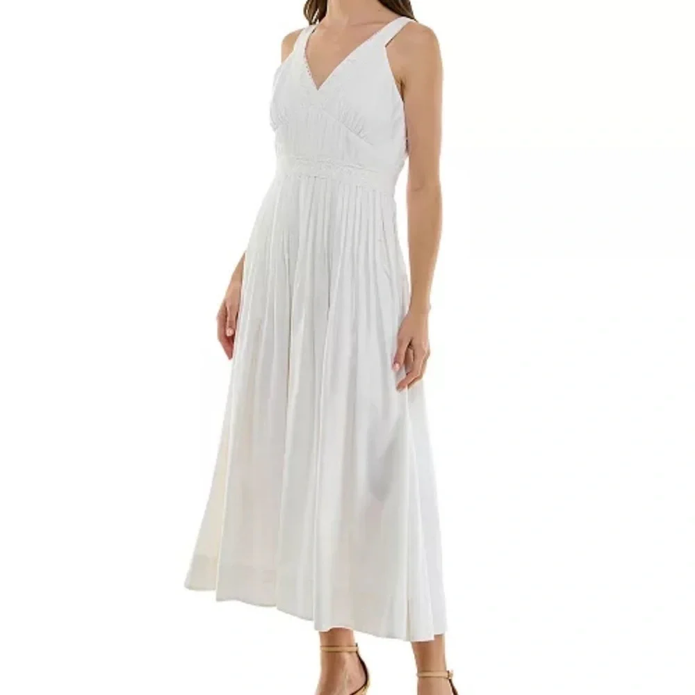 Taylor Women's V-Neck Lace-Trim Pleated A-Line Dress